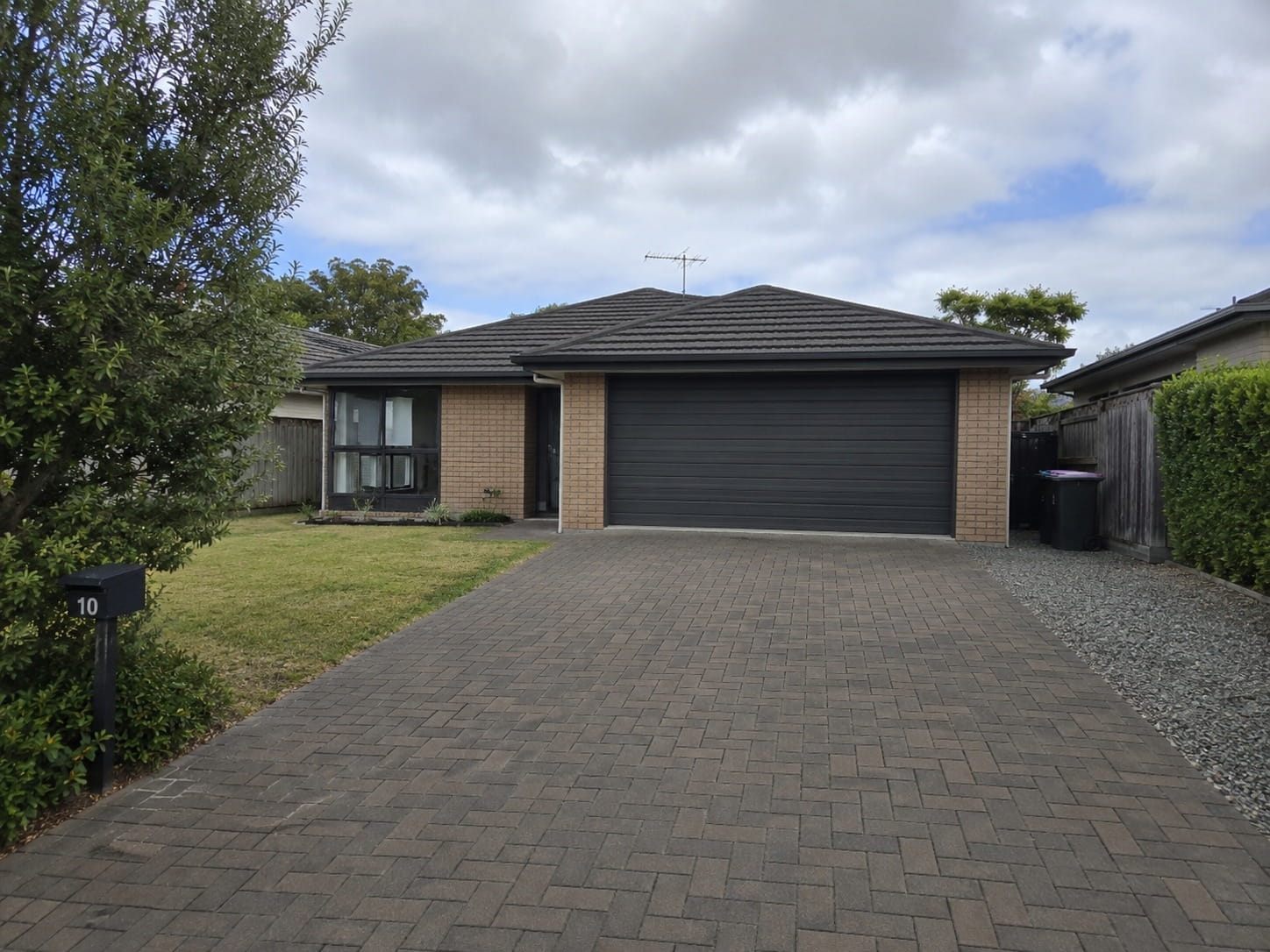 Concrete pavers NZ driveway